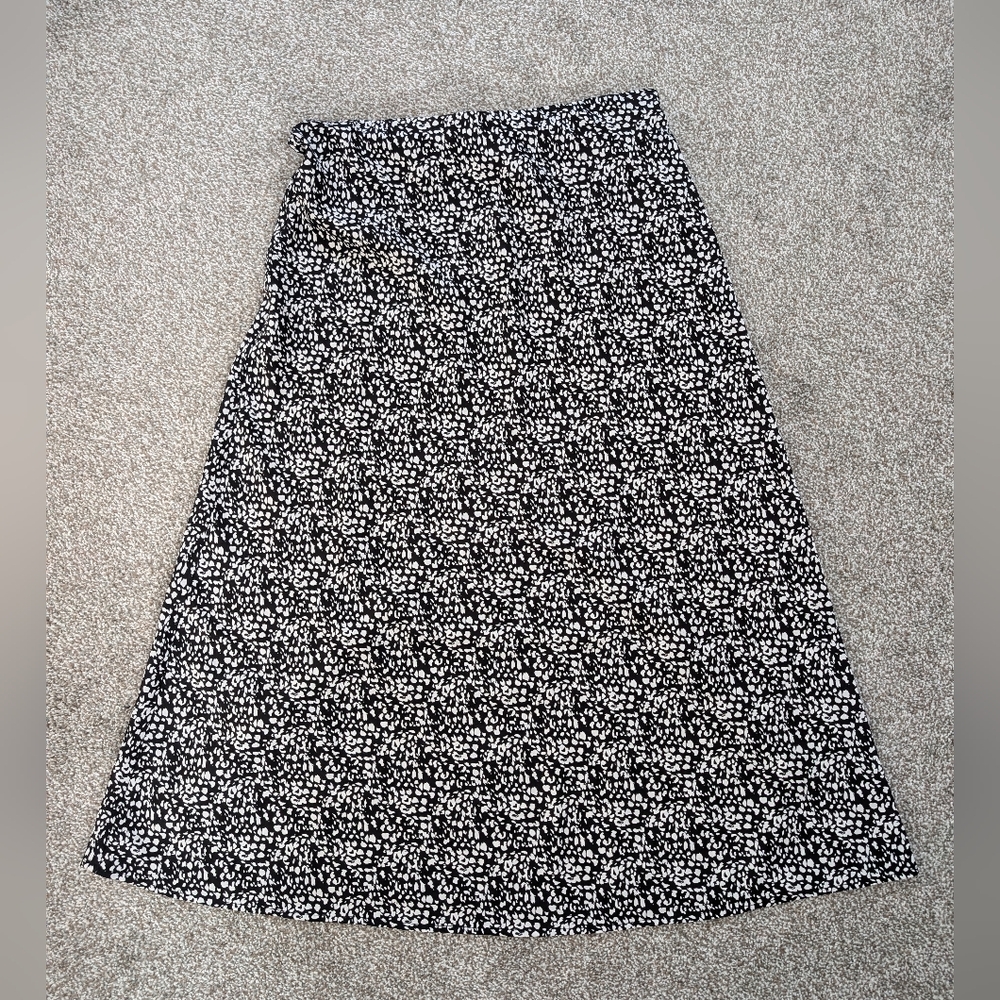 Halogen Black and White Print Midi Slip Skirt Size small